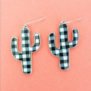 SILVERTONE BLACK BUFFALO PLAID CACTUS EARRINGS